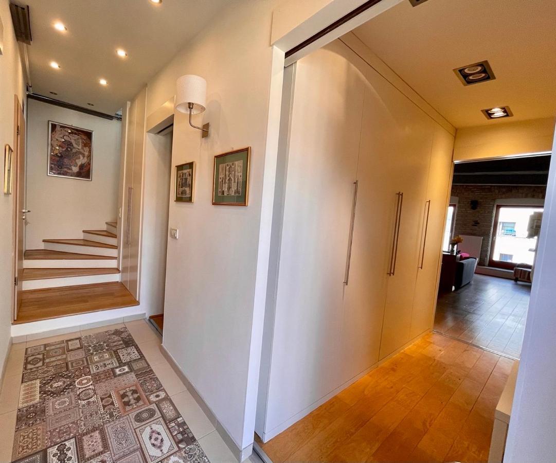 Penthouse W Private Rooftop And Free Parking 부다페스트 외부 사진
