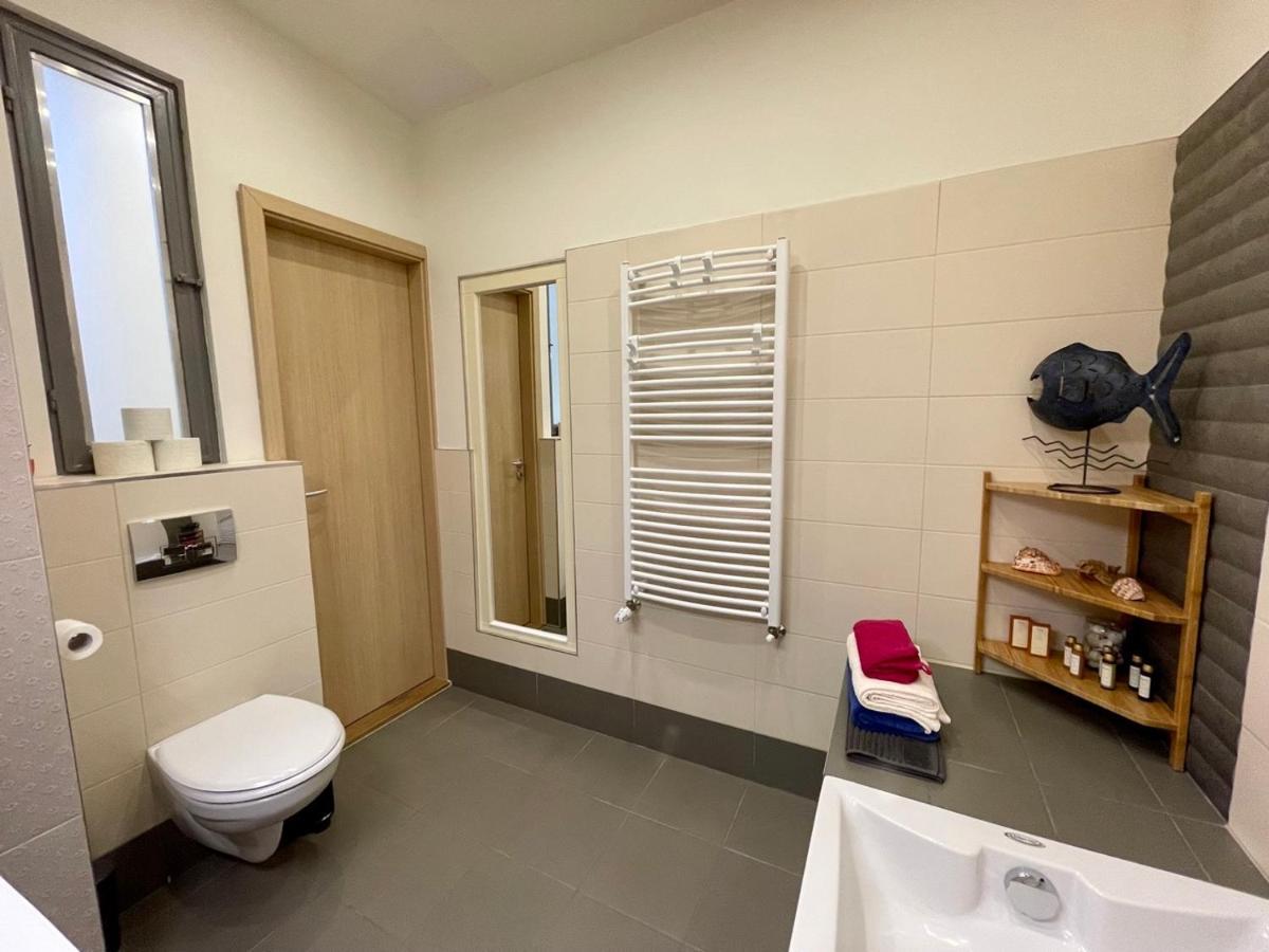 Penthouse W Private Rooftop And Free Parking 부다페스트 외부 사진