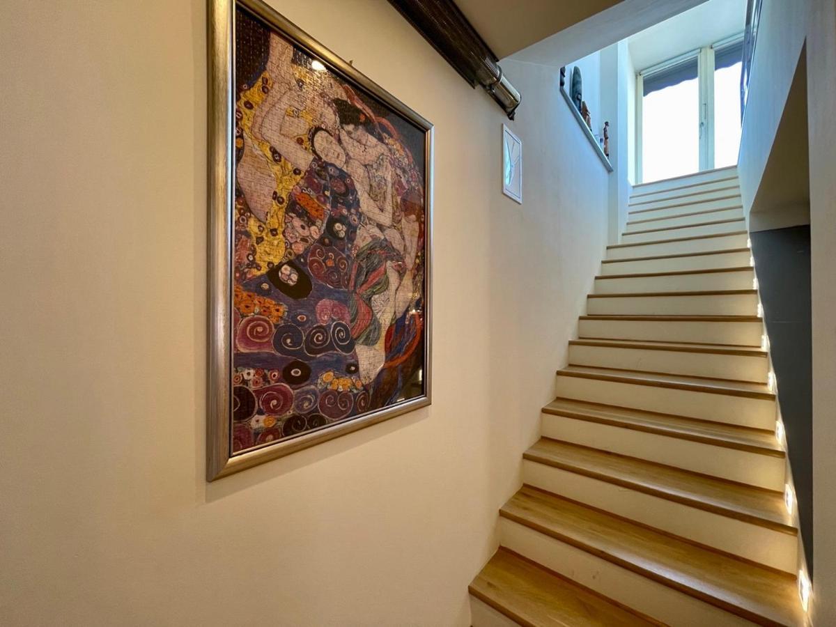 Penthouse W Private Rooftop And Free Parking 부다페스트 외부 사진