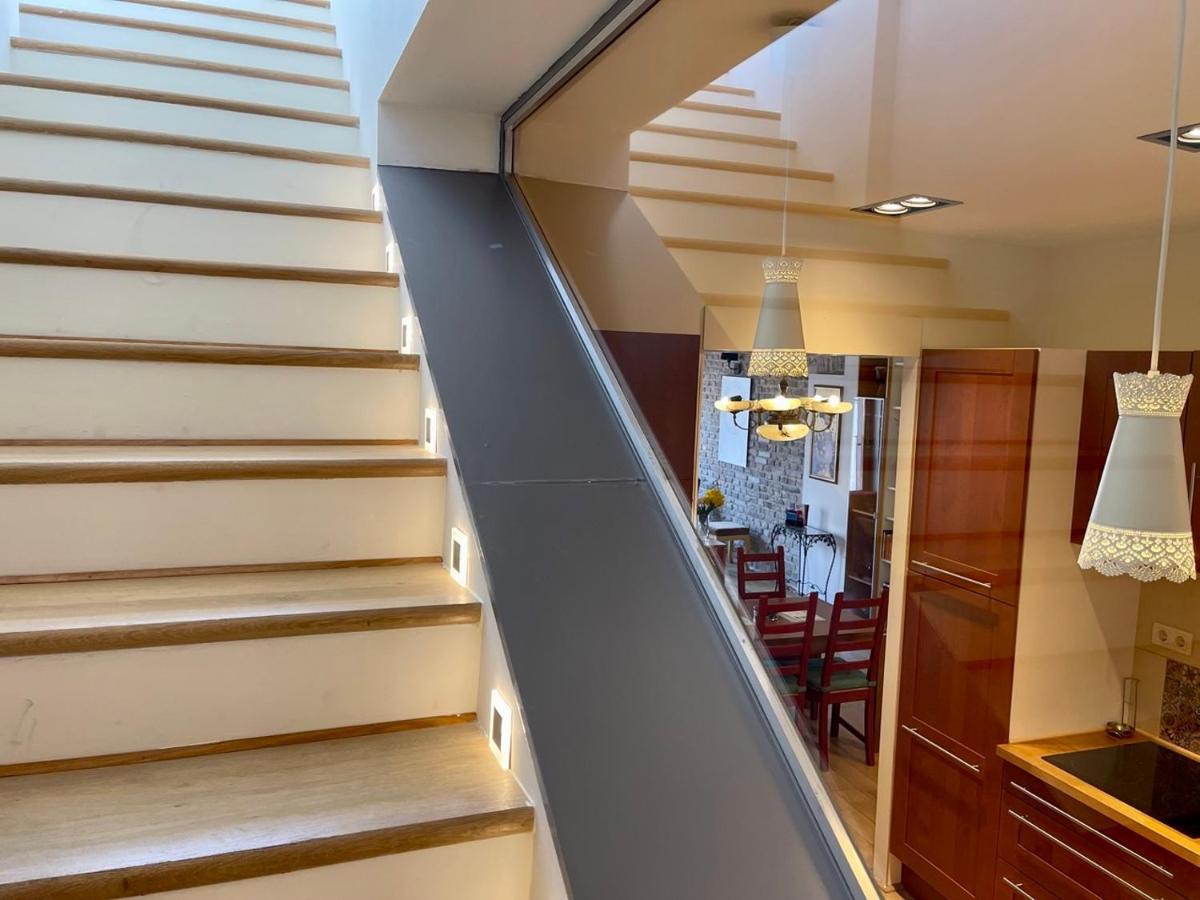 Penthouse W Private Rooftop And Free Parking 부다페스트 외부 사진